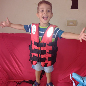 Деца Детска спасителна жилетка за плуване Костюм за оцеляване с регулируема плаваемост Полиестерна детска спасителна жилетка със свирка Светлоотразителна лента
