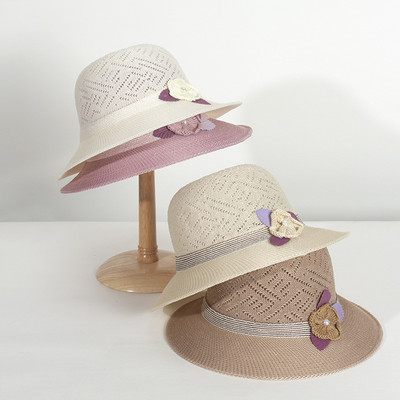 Summer Women`s Sun Hat Bucket Cap Beige Lace Bowknot Flowers Ribbon Flat Top Straw Hat Beach Caps Big Straw Hat Panama Outdoor