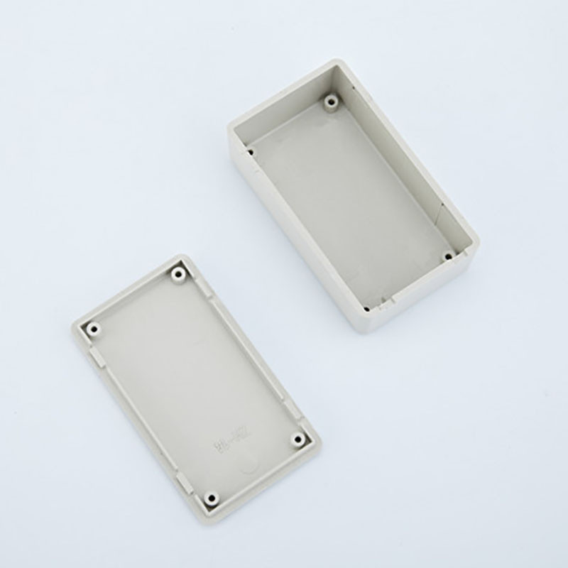 ABS plastist toitenuppkarbi trükkplaadi kast projektikarbi hoiukarbi instrumendikarp 72 * 42 * 23 mm