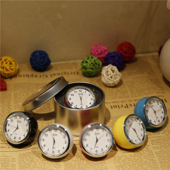 Retro Fashion Exquisite Mini επιτραπέζιο ρολόι Πολύχρωμο Προαιρετικό κυκλικό μεταλλικό επιτραπέζιο ρολόι βελόνα Επιτραπέζιο ρολόι 4cm WY52619