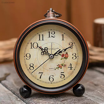 Euroopa mood Retro Loominguline Vaikne äratuskell Tudeng Magamistoa Öökapp Lihtne Väike lauakell Kodusisustus