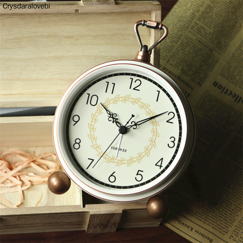 Euroopa mood Retro Loominguline Vaikne äratuskell Tudeng Magamistoa Öökapp Lihtne Väike lauakell Kodusisustus