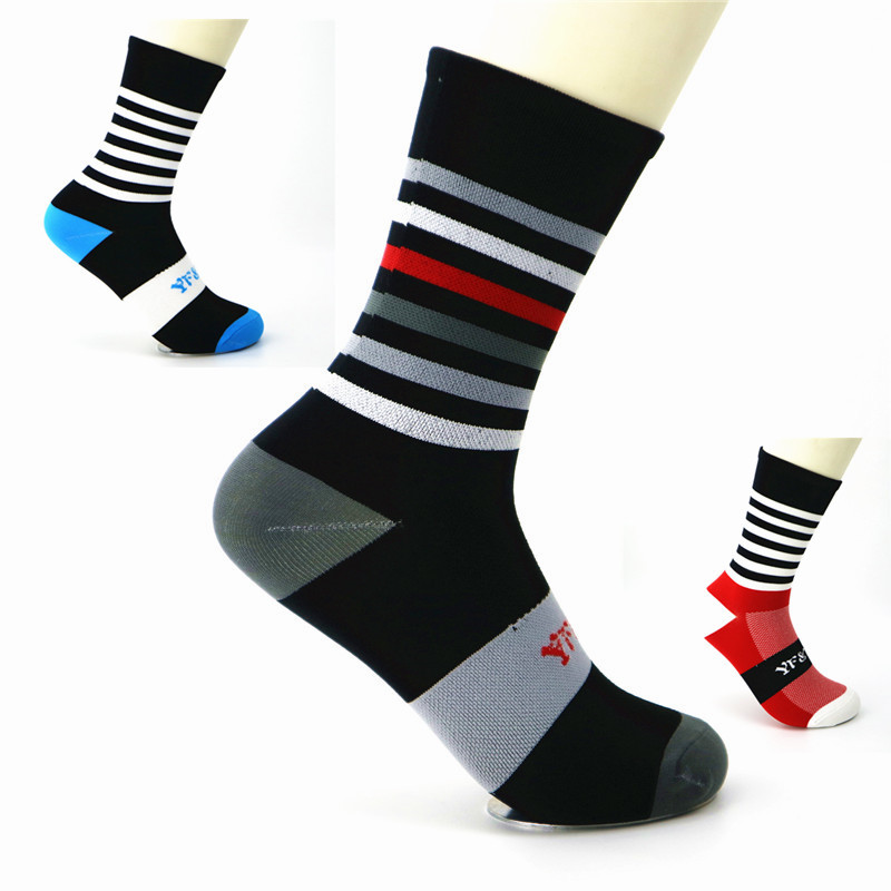 2021 márka Színes Sport Kerékpározás Futó Zokni Férfi Női Sportzoknik Kemping Túrázás Hegymászó Zoknik Coolmax