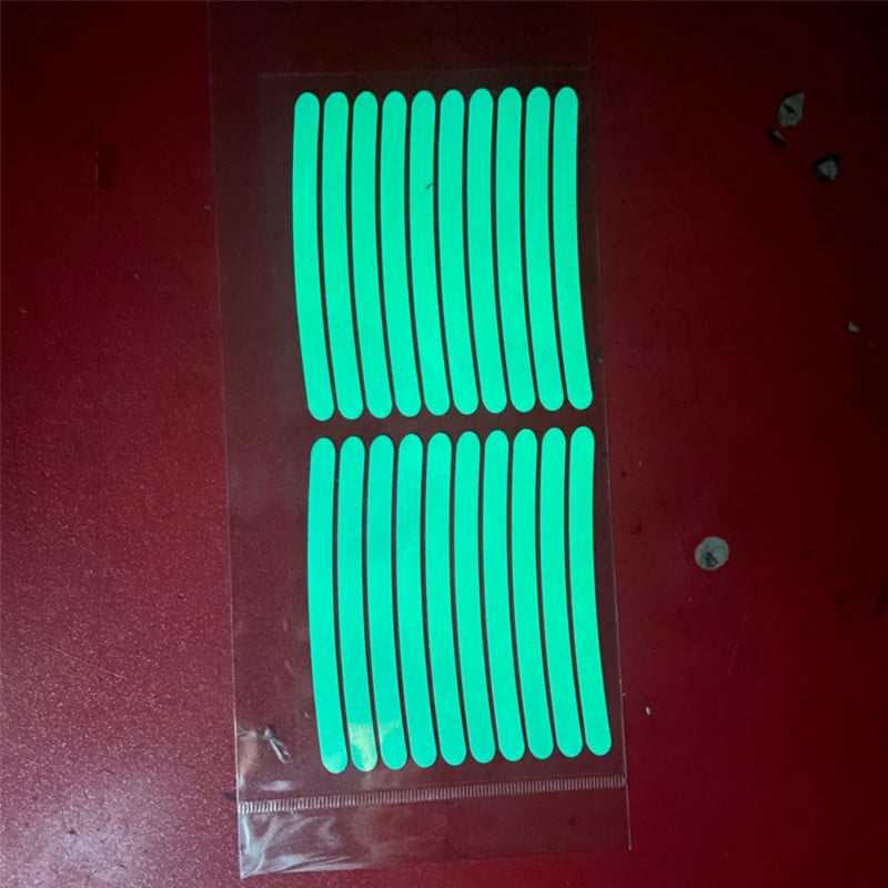 20 vnt. Dviračio automobilio rato stebulės lipdukas su šviesą atspindinčia juostele, skirta važiuoti nakties vairavimo saugai Šviečiantys universalūs lipdukai