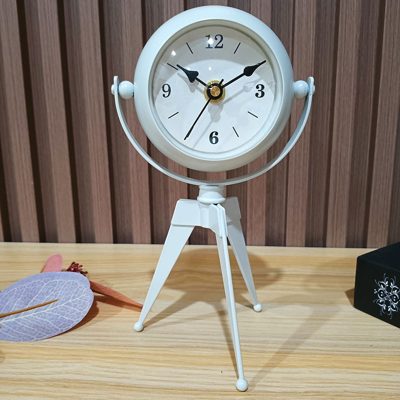 Europski stojeći zidni sat dječja soba budilica uređenje doma tihi ukrasni sat