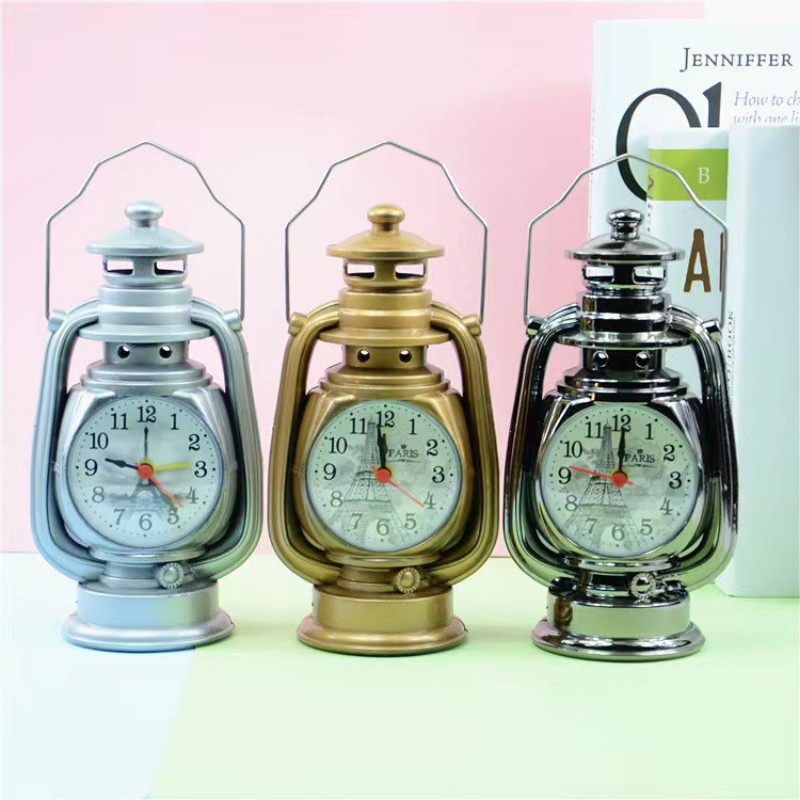 1 vnt Retro žadintuvas Creative alyvos lempa Žadintuvas Laikrodis Namų svetainė Biuro apdaila Stalinio stalo laikrodžių ornamentas