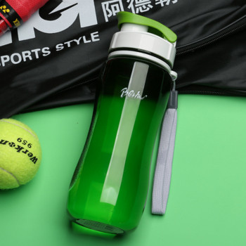Преносима директна пиене Велосипедна бутилка за вода Пластмасова спортна открита херметична чаша Протеинов шейкър Чаши за напитки за жени Мъже