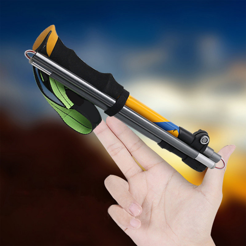 Aliuminio lydinio nešiojama lengva teleskopinė lazda, skirta alpinizmui lauke