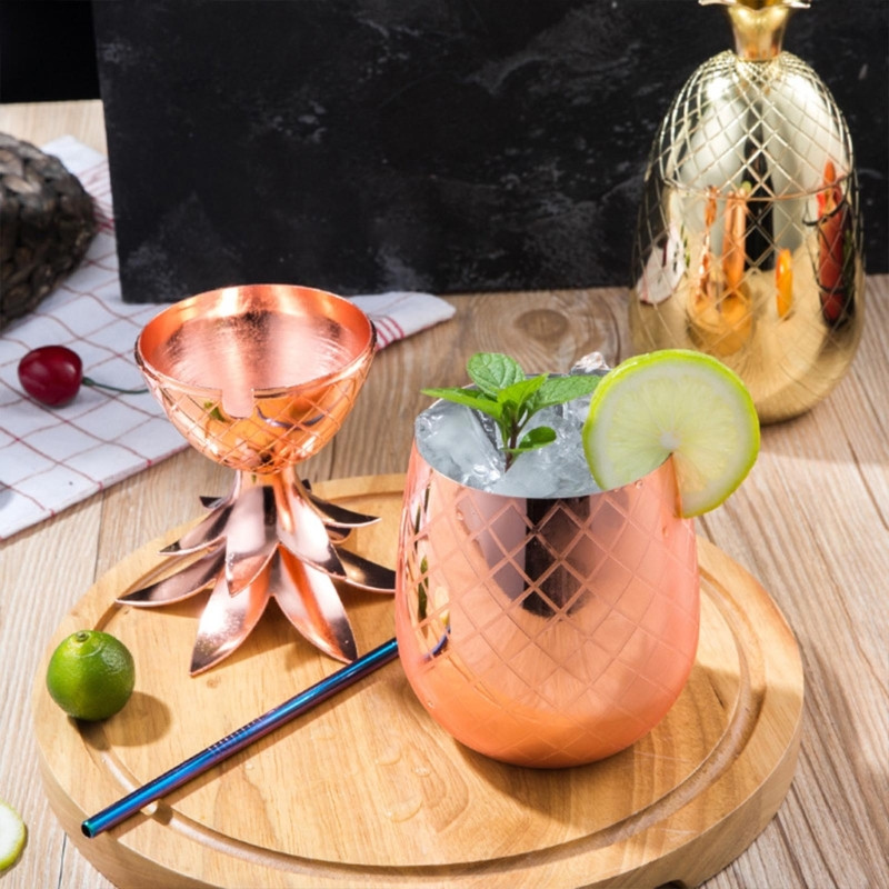 Ananassikujuline klaaskokteil klaasist veinikomplekt veiniklaas metallist veinitopsid roostevabast terasest materjalist baaritööriist joogitopsid