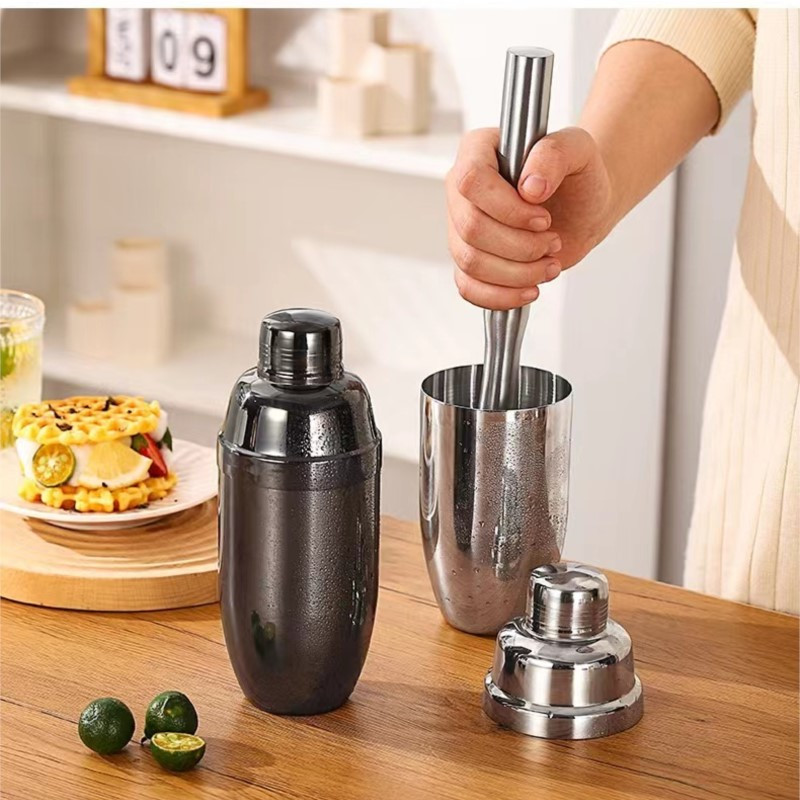 Spalvotas nerūdijančio plieno trijų sekcijų kokteilių plaktuvas Mišraus gėrimo rankinio švaistiklio puodelis vakarėlio baro barmeno įrankis 350/550/750 ml