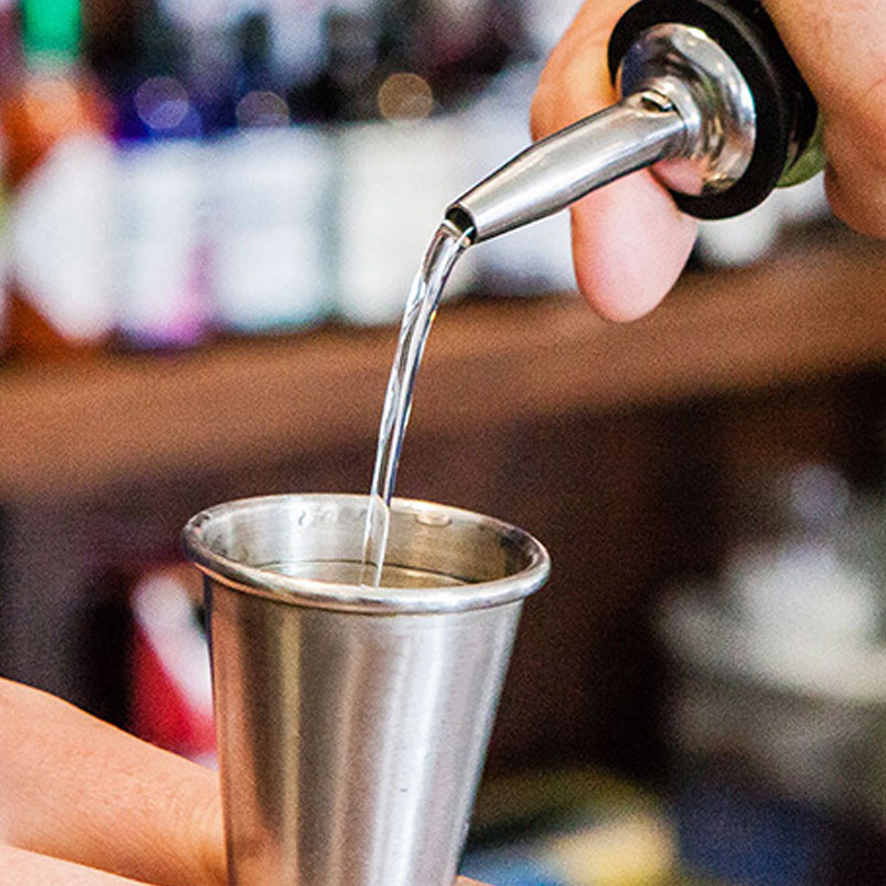 15-30 ml 25-50 ml sidabro juodo rožinio aukso dvigubo Jigger 4 spalvų matavimo puodelio kokteilių gėrimų vyno plaktuvo nerūdijančio plieno baro priedai