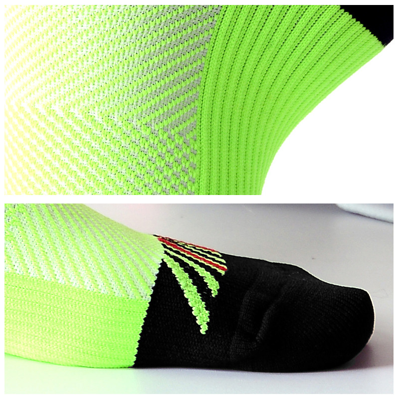 QUESHARK Férfi Női Sportzokni Futás Verseny Kerékpározás MTB Országúti kerékpár kosárlabda labdarúgás futball kompressziós harisnya