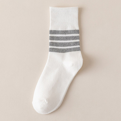 Moteriškos kojinės Spalvingos Šaunios Naujovės Mielos Suknelės Kojinės Unisex Spalvotos dryžuotos koledžo teniso pėdkelnės