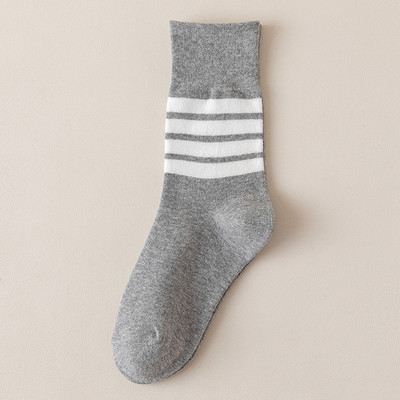 Moteriškos kojinės Spalvingos Šaunios Naujovės Mielos Suknelės Kojinės Unisex Spalvotos dryžuotos koledžo teniso pėdkelnės