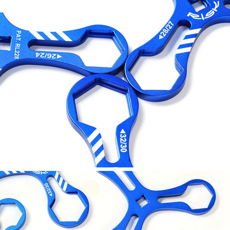 RISK RL228 dviračio šakės veržliarakčio įrankio dalys Aliuminis 6 viename dviračio šakės veržliarakčio montavimas / nuėmimas 24/26/27/28/30/32 mm mėlynas