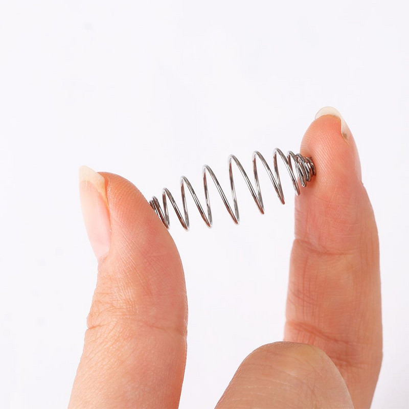 50 vnt./stal. Nerūdijančio plieno spyruoklinis masalas Kabantys reikmenys tiektuvas alyvuogių formos narvelio plaukų įtaisas, kombinuotas plūduriuojantis tiektuvas Karpių žvejybos įrankiai