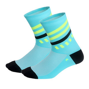 Jalgrattarattasokid Välispordi Jooksmine Korvpalli Sokid Hingavad Kulumiskindlad Kompressioonsokid Meestele Naistele 39-46 QTW023