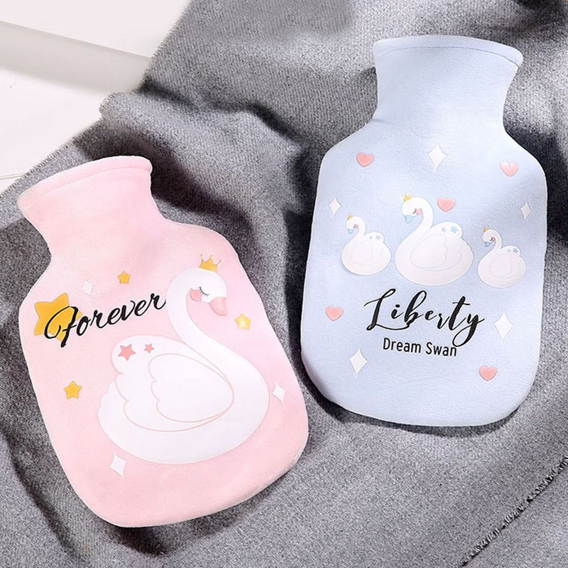 Χαριτωμένο μπουκάλι ζεστού νερού, παραμένει ζεστό τον χειμώνα Φορητό και επαναχρησιμοποιούμενο προστατευτικό βελούδινο κάλυμμα, πλενόμενο και στεγανό