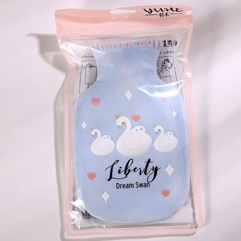 Χαριτωμένο μπουκάλι ζεστού νερού, παραμένει ζεστό τον χειμώνα Φορητό και επαναχρησιμοποιούμενο προστατευτικό βελούδινο κάλυμμα, πλενόμενο και στεγανό