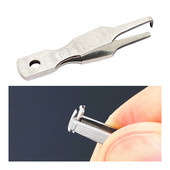 Jauko kilpos atidarytuvas Muselinės žvejybos masalas netikros žuvies Mino blizgučiais su atvira burna dvigubu žiedu, mažu žiedu