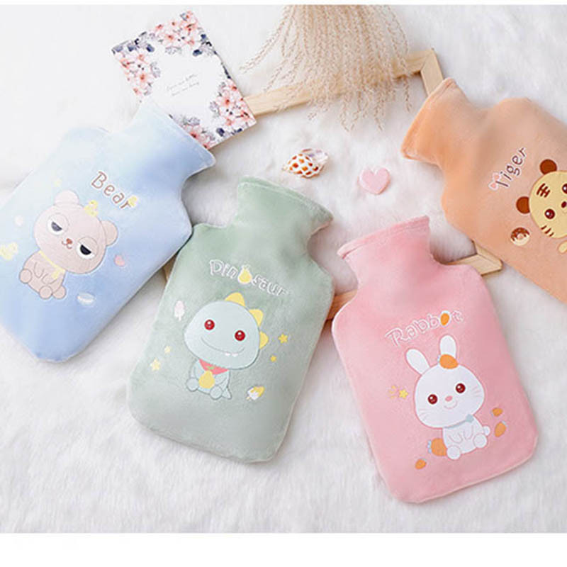 Mažas 500 ml karšto vandens butelis pliušinis animacinis filmas natūralios gumos dirbtinio kailio šiltas žieminis PVC šiltas rankų grotelės žieminis karšto vandens maišelis