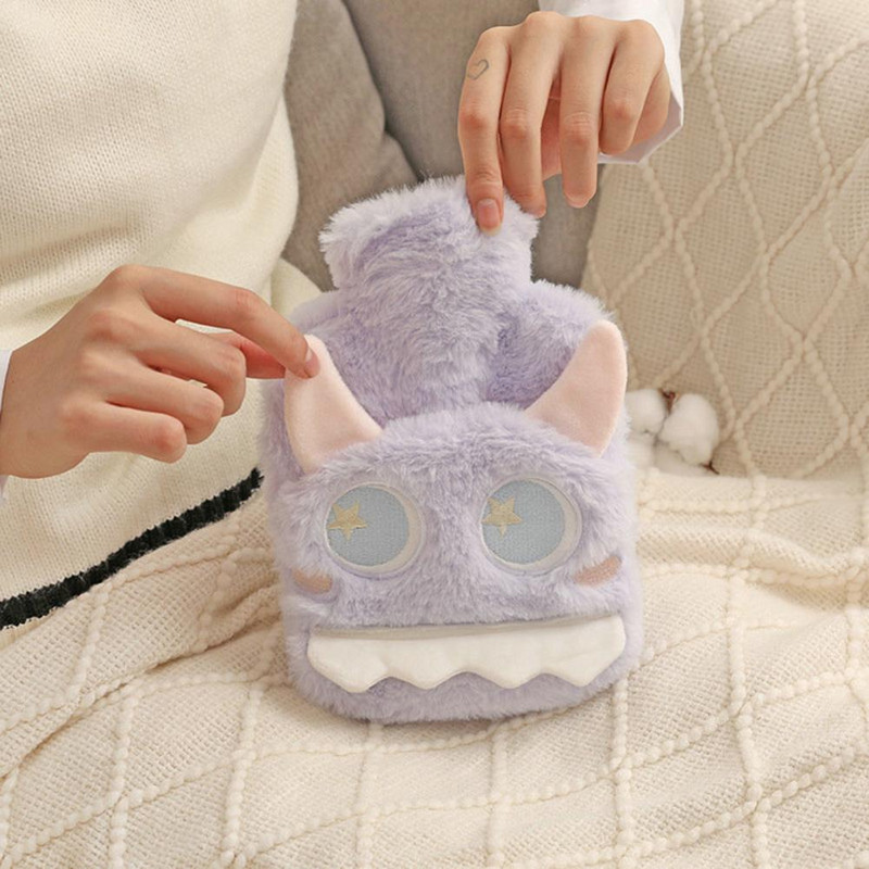 Naudingas išsklaidyti šaltą mielą animacinio filmo formos nešiojamas karšto vandens butelis bendrabučio rankų šildytuvui karšto vandens butelis