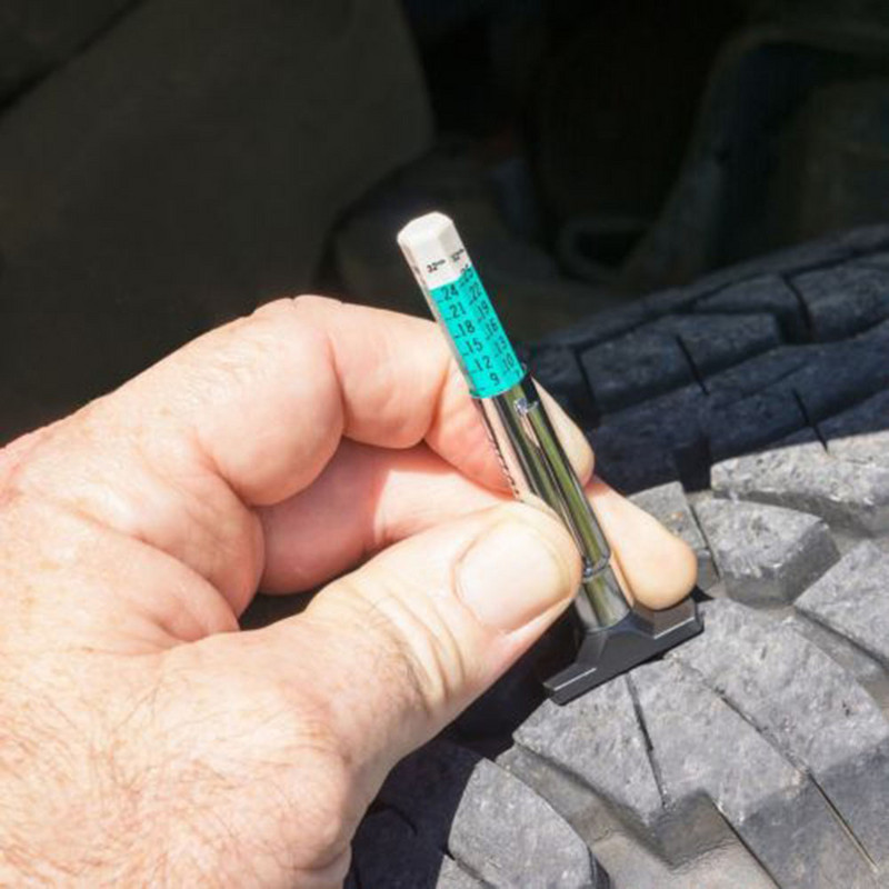 Mini tester hĺbky dezénu pneumatík pre autá Univerzálny metrický nástroj na detekciu hrúbky vzoru pneumatík Meranie pneumatík pre auto a motocykel