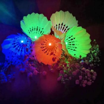 4 τεμ. LED Badminton Shuttlecocks Lighting Birdies Shuttlecock Glowing Badminton for Outdoor Sports