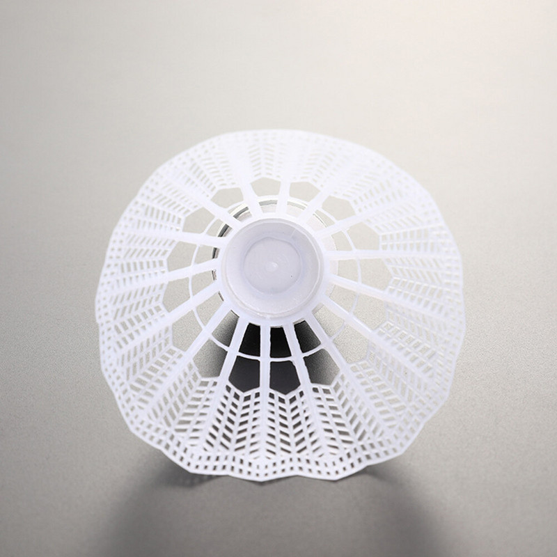 Shuttlecocks Badmintonas Lauko paukščių priedai Plastikiniai žaidimai Shuttlecock White School Ball Shuttle beisbolo kamuoliai Tenisas