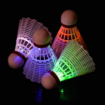 4 бр. Бадминтон тъмна нощ LED светещи светещи волани Осветителни топки за спортове на закрито на открито JAN88