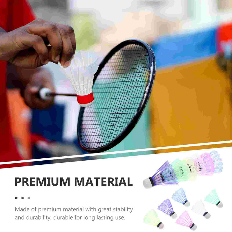 WINOMO 12 bucăți Birdy Training Volani din plastic cu stabilitate și durabilitate deosebite pentru sporturi în aer liber în interior