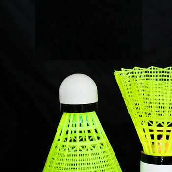 4 PCS/Box Led Soft Cork Nylon Badminton στο Nighttime Play