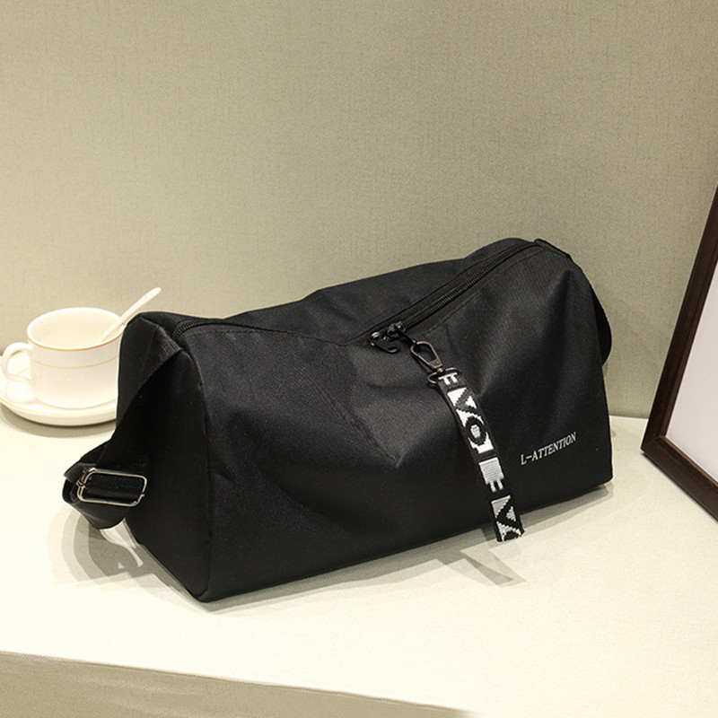 Kaasaskantav Fitnessi reisikäekott Multifunktsionaalne mood spordisaali hoiukott 600D nailonist reguleeritav rihm meestele, naistele