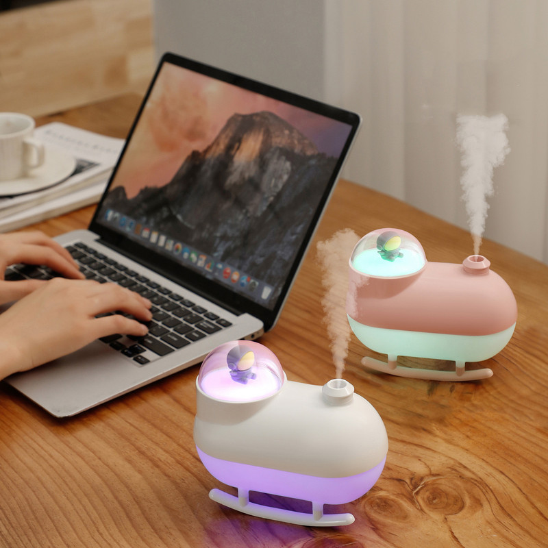 Svemirski brod Astronaut Ovlaživač zraka 300ML Aromaterapijski difuzor Mini stolni pročistač Ovlaživač zraka za kućni ured Cool Mist Maker