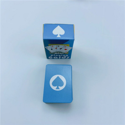 Jaukas MINI miniatūras spēles Pokers MINI spēļu kārtis 40x28mm miniatūras lellēm Piederums Mājas noformējums Augstas kvalitātes kāršu spēle