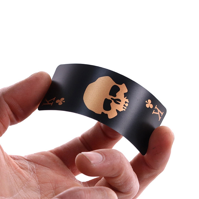 Cărți de joc din PVC fluorescente Magic Waterproof Poker Glow In The Dark Bar Party KTV Plastic Carti de poker profesionale