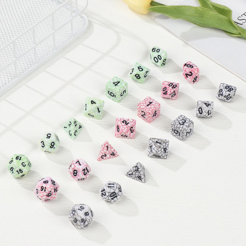 7 tk / komplekt Polyhedral 7 täringukomplekti täringud TRPG jaoks DND tarvikud D4 D6 D8 D10 D12 D20 Täringud lauakaardimängude matemaatikamängude jaoks