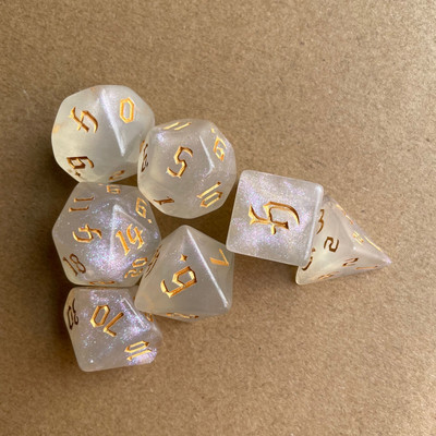 7tk/komplekt Väliskaubandus Uus toode Uus font White Chameleon Dice Lauamäng Running Group