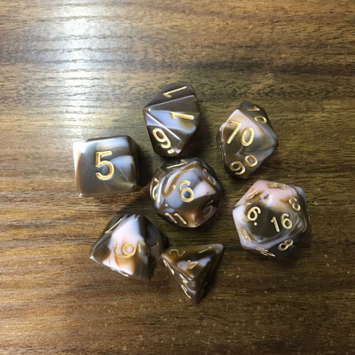 7 vnt. / rinkinys Daugiakampių kauliukų rinkinys Akrilo kauliukų rinkinys Dviejų spalvų DnD RPG žaidimai Skaitmeniniai kauliukai D4 D6 D8 D10 D% D12 D20 Kalėdinės dovanos