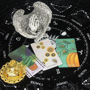 2023 Hot Popular Tarot for Young People Mysterious Fate Divination Waterproof Tarot With Electronic Manual
