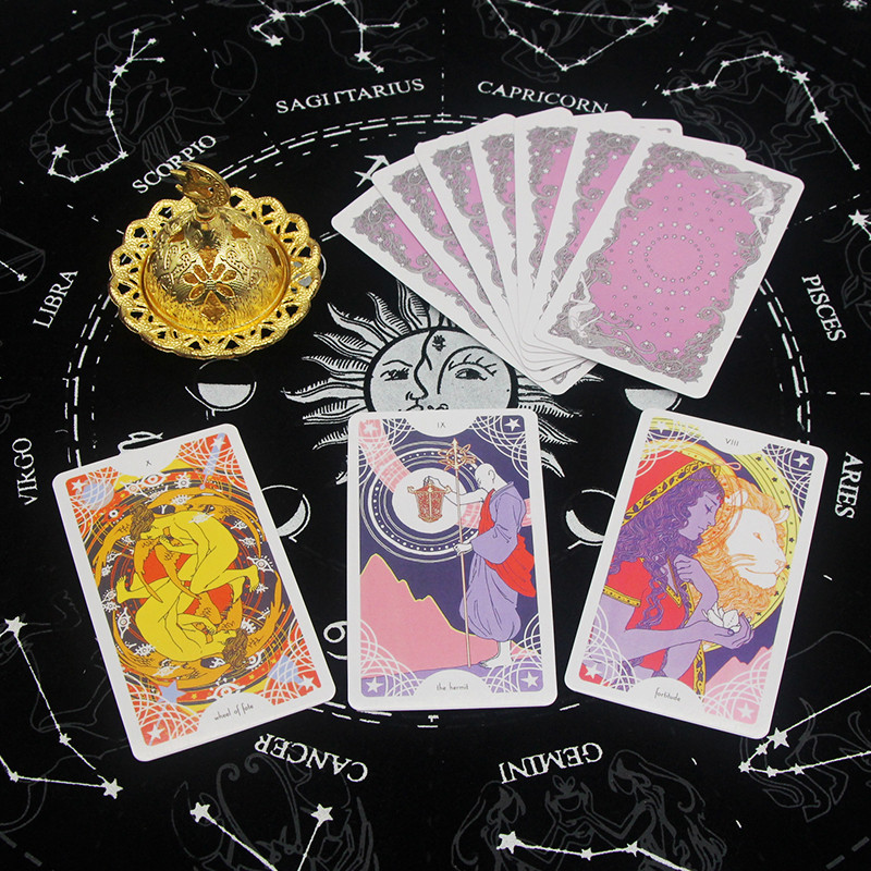 Karštas 2023 m. išpardavimas Aukštos kokybės Taro vandeniui atsparios kaladės kortos Likimo būrimas Žaidimo kortos Paslaptingas vakarėlio draugo žaidimas