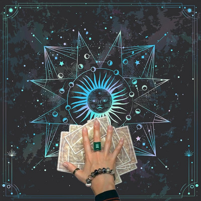 Linnupesa puurile Armsad maasikate pesitsused Soe haudemaja väikestele lindudele viirpapagoidele.