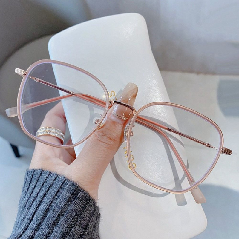 Kaasaskantavad Anti-Blue Light Prillid Naistele Meestele Suuremõõtmeline optiline raam Silmakaitse Ultra Kerged prillid Kontori arvutiprillid