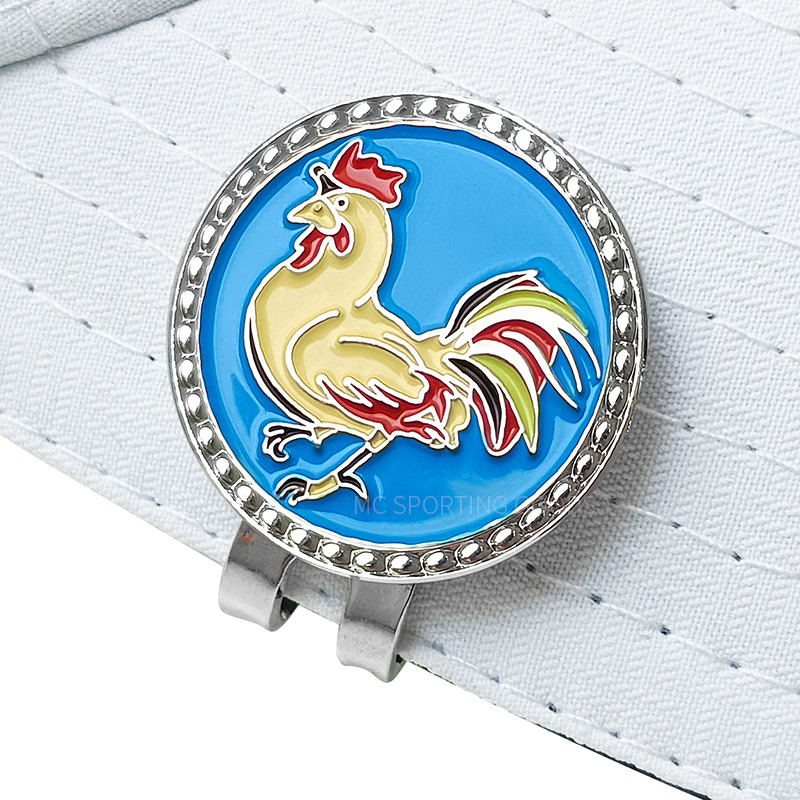 Golfo kamuoliukų žymekliai Golfo, mielo zodiako gaidžio modelio, golfo animacinio filmo forma su magnetiniu dangtelio segtuku Golfo kamuoliukų žymeklis golfo priedas