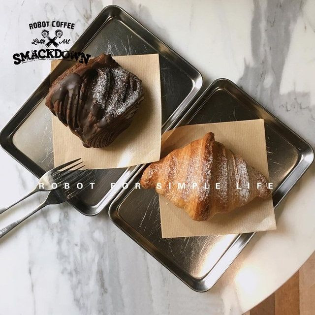 Nordic Stainless Steel Négyszögletű Kávézó Raklap Tároló Lemez Háló Snack Tortatál Étkező Desszert Tányér Konyhai edénytálca