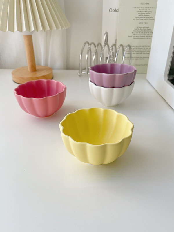 Japoniškas 210 ml Creative Mini keramikinis dubuo Ins Style Girl Heart Puikus desertinis jogurto dubuo pusryčių avižiniai dribsniai paukščio lizdo dubuo