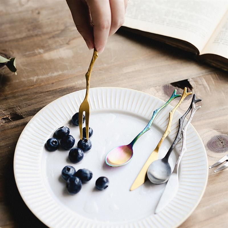 3 tk roostevabast terasest lusikanoa kahvlikomplekt Vintage söögiriistad Black Tree Branch Design puu-magustoidu söögiriistad koduse pärastlõunatee jaoks