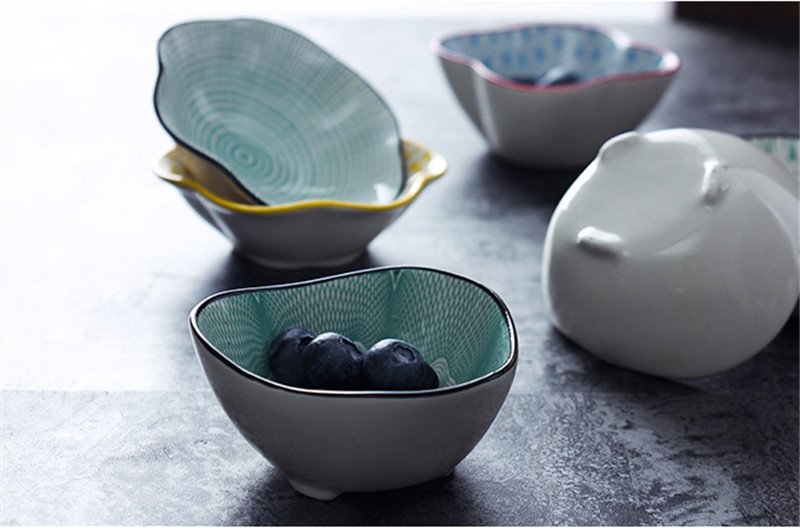 Väike loominguline roog maitseainekastme nõu keraamiline taldrik kastmiskauss või suupiste sushi äädikanõud alustass keraamiline sojakastme tass