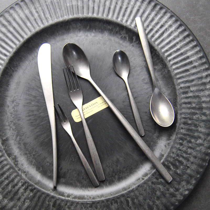 Retro matinis sidabras Nerūdijančio plieno indų rinkinys Stalo įrankių rinkiniai Vestuvių šakutės kepsnys peiliai Kavos šaukštelis indai matinis šepečiu