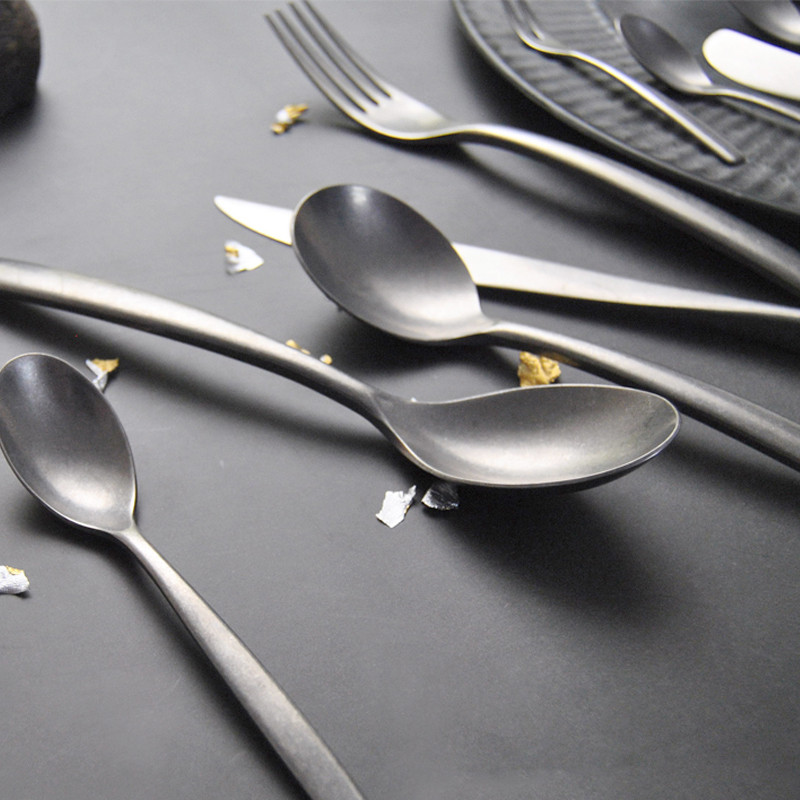 Retro matinis sidabras Nerūdijančio plieno indų rinkinys Stalo įrankių rinkiniai Vestuvių šakutės kepsnys peiliai Kavos šaukštelis indai matinis šepečiu